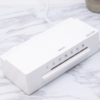 得力（deli）适用A6简洁时尚静音型塑封机 过塑机 冷热裱 2897
