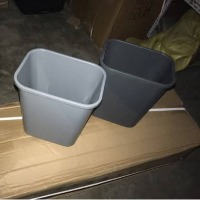 方形垃圾桶